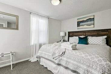 Cottage Chic Home Near Downtown Boise