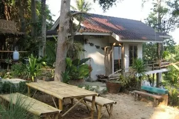 Majatalo Lanlay Homestay