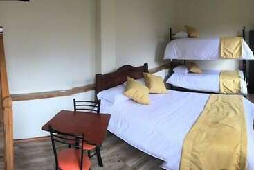 Tababela Airport B&b