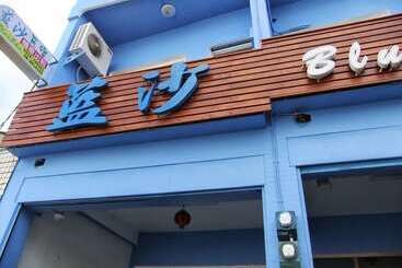 تختخواب و صبحانه Bluesha Homestay