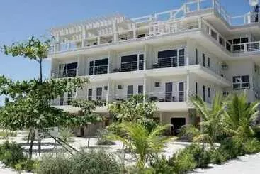 Hotelli Lakawon Island Resort