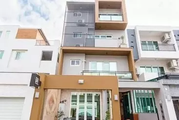 پانسیون Alleyway Homestay