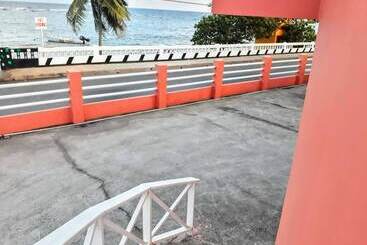 پانسیون Max Retreats