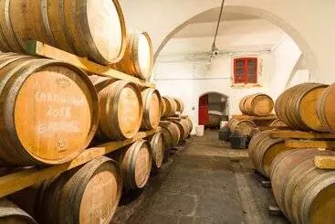 Quinta ou Casa Rural Pretty Farmhouse In Bacchereto With Swimming Pool