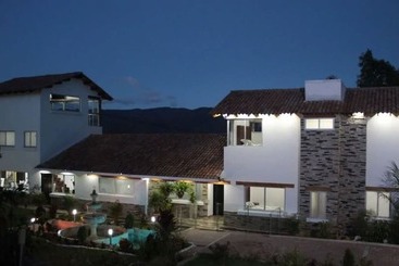 ホテル Mont Blanc