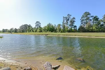 Aparthotel Waterside Villa By Villadirect