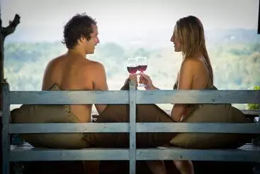 تختخواب و صبحانه Mirissa Hills Resort