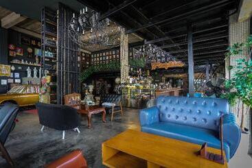 호텔 Quip Bed & Breakfast