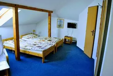 بنسيون Ubytovanie Zencuch