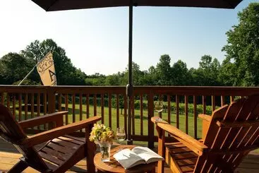 Arcady Vineyard Bed & Breakfast