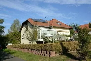 ホテル Apartments Haus Beckel