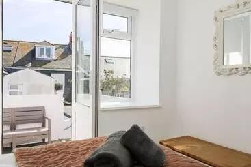 Landhus Porthmeor Beach House