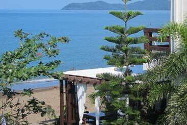 Hotel Country Inn Sta Ana Annex