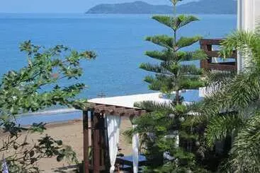 Hotel Country Inn Sta Ana Annex