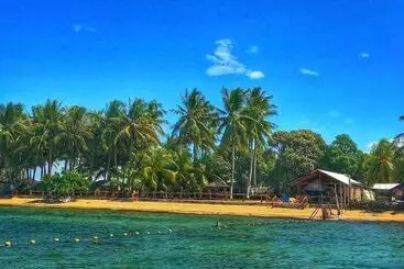ホテル Nichos Island Resort