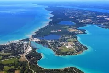 Motelli Elk Rapids Lakeshore Inn