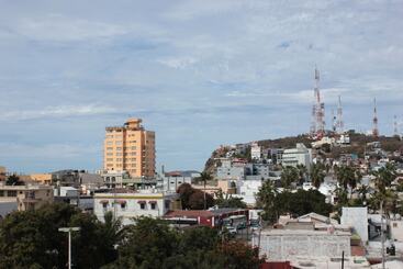 Apartmanszálloda Torre Inés