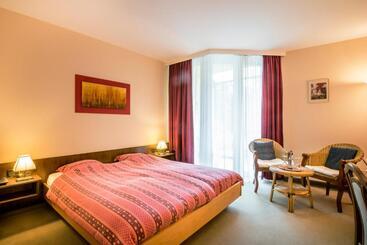 هتل Restaurant Le Cigalon