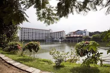 Hotel Brac Cdm Savar