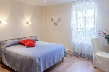 ホテル Logis Hôtel Le Clos Du Vigneron