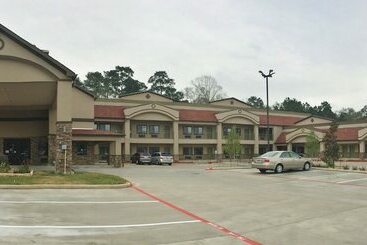 فندق Scottish Inn & Suites