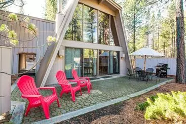 Mökkimajoitus Woodland 1