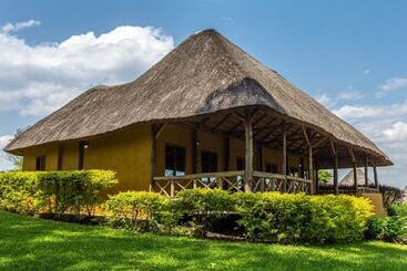 Crater Safari Lodge