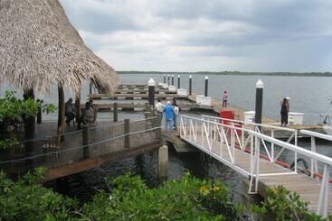 هتل Marina Puesta Del Sol