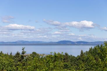 Motel Au Fleuve D Argent