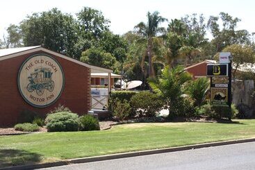 汽车旅馆  Old Coach Motor Inn Echuca