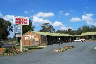 Woomargama Village Hotel Motel