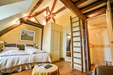 مبيت وإفطار Charmilles Des Cordeliers