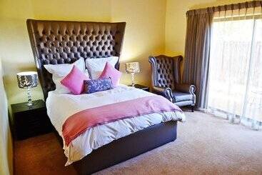 بنسيون Gatz Guest House