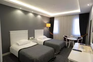 Montania Town Hotel Mudanya