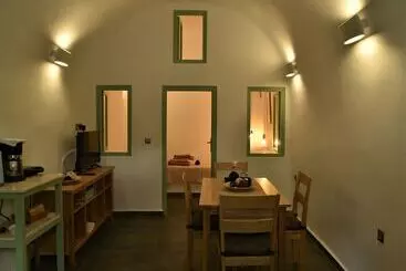 آپارتمان Morning Star Traditional Houses