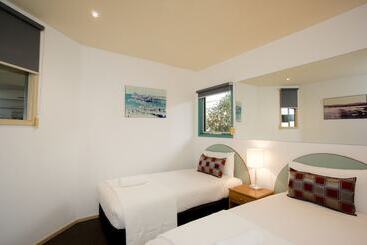 Жильё для туристов Pierview Apartments