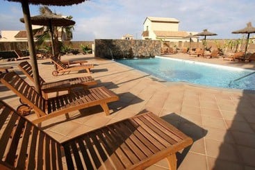 استراحتگاه Boutique & Villas Oasis Casa Vieja