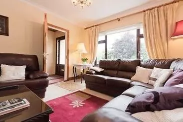 Teach Cuailgne/cooley House B&b