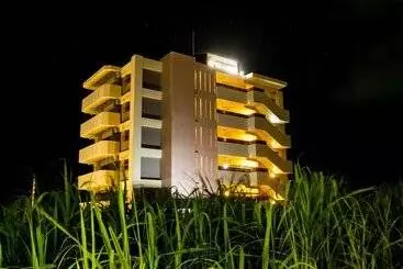 游客公寓 United Resort Yomitan