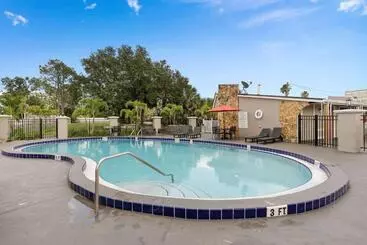 ホテル Travelodge By Wyndham Kissimmee/orlando