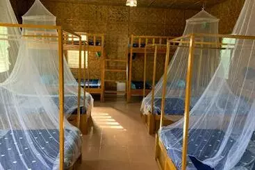 ユースホステル Izla Soanna