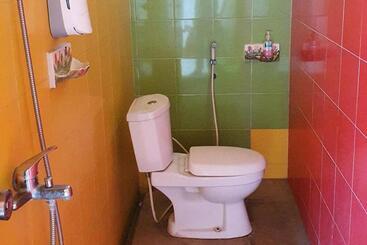 Szálloda Homestay Gayatri Sawojajar Near Univ Negeri Malang Kampus 2 Mitra Reddoorz