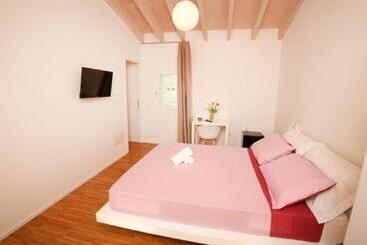 פנסיון Stazzo La Capanna