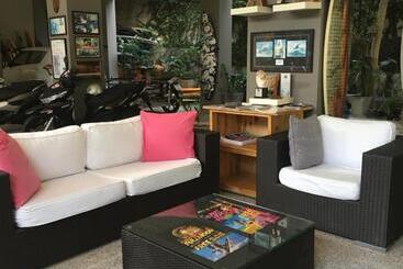 Hotel Baan Andaman Sea Surf