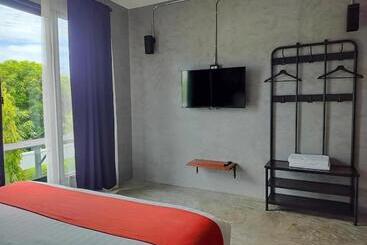 Cicada Hotel Kanchanaburi