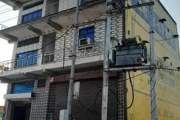 Hôtel Pop 80869j Vs Residency