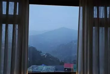 Hotel Rufina Pinasa Residency