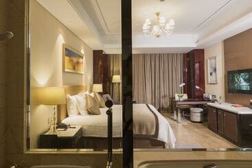 Dongwu New Century Grand Hotel Huzhou