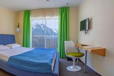 בית מלון כפרי Art Up City