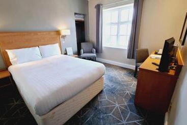 فندق The Brocket Arms Wetherspoon